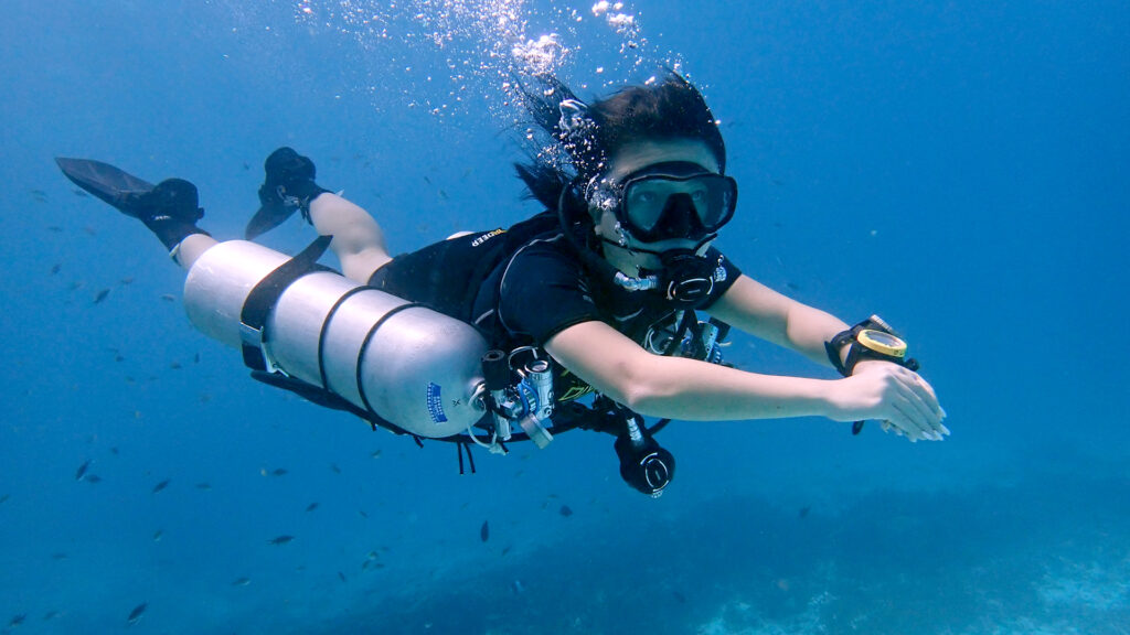padi sidemount diving course phuket 01