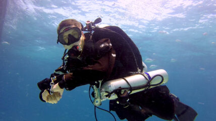 scuba diving equipment dry suit 01