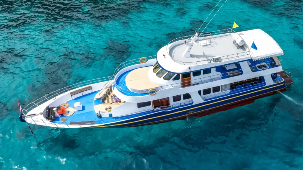 Best Phuket Diving Tours & PADI Courses 6 phuket diving tours day trip 02